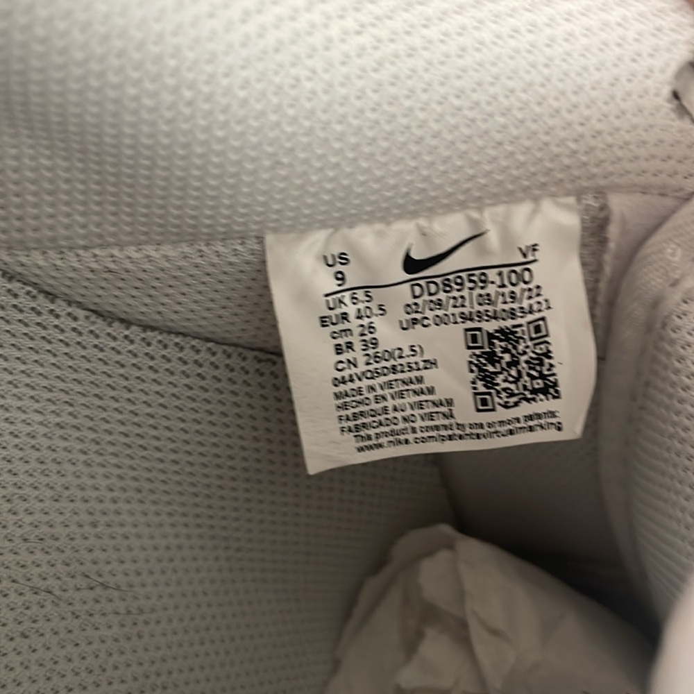 Nike Air Force 1 women’s shoes - Picture 6 of 6